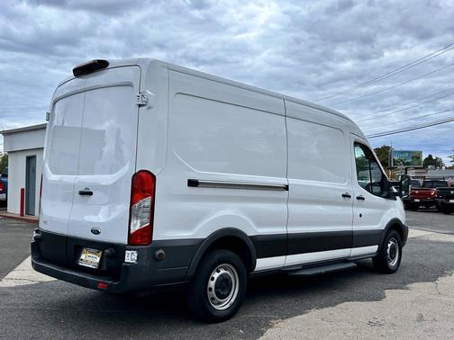 2018 Ford Transit-250 Base
