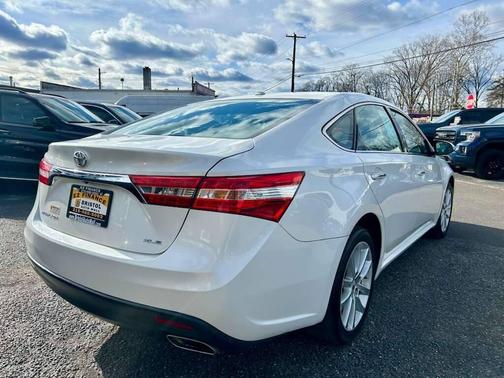 2013 Toyota Avalon XLE Premium