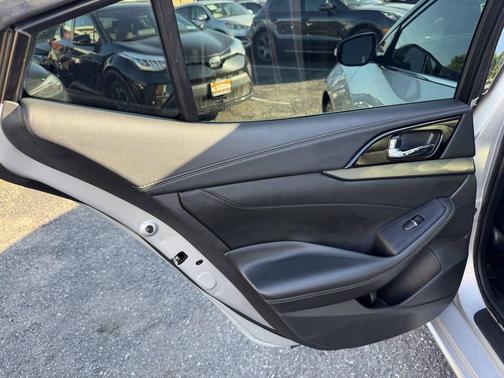 Brilliant Silver Metallic 2020 Nissan Maxima 3.5 SV