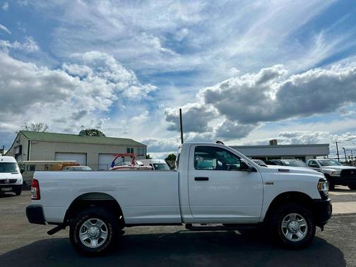 2020 RAM 3500 Tradesman Regular Cab 4x4 8' Box