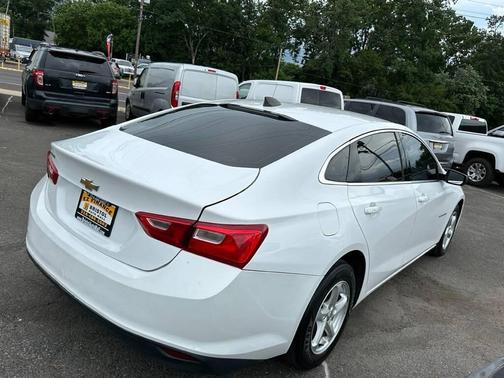 2018 Chevrolet Malibu 1LS