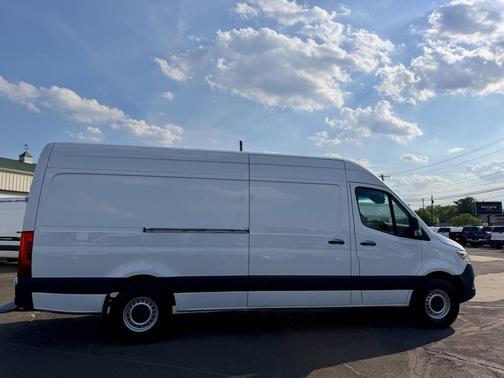 White 2019 Mercedes-Benz Sprinter 2500 High Roof