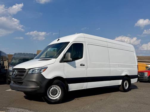 White 2019 Mercedes-Benz Sprinter 2500 High Roof