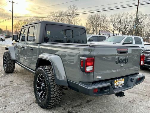 2021 Jeep Gladiator Sport S