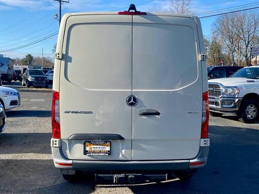 2022 Mercedes-Benz Sprinter 1500 Standard Roof I4