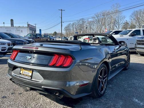 2018 Ford Mustang EcoBoost