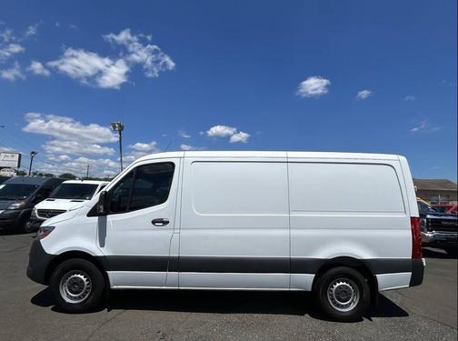 White 2022 Mercedes-Benz Sprinter 1500 Standard Roof I4