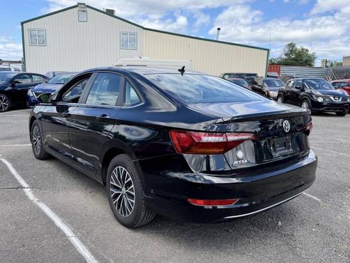Black Uni 2019 Volkswagen Jetta 1.4T SE