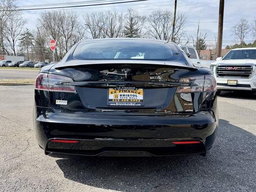 2021 Tesla Model S Plaid
