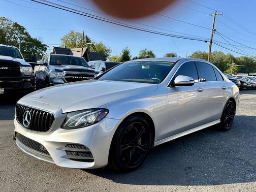 2017 Mercedes-Benz E-Class E 300 4dr Sedan