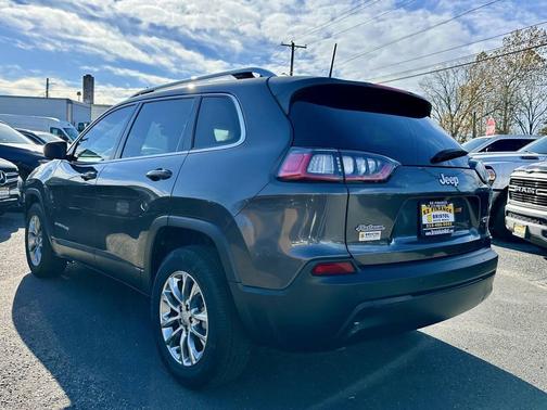2021 Jeep Cherokee Latitude Plus