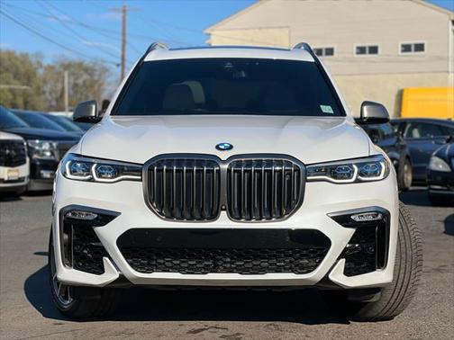 2020 BMW X7 M50i