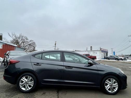 2020 Hyundai ELANTRA Value Edition