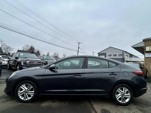 2020 Hyundai ELANTRA Value Edition