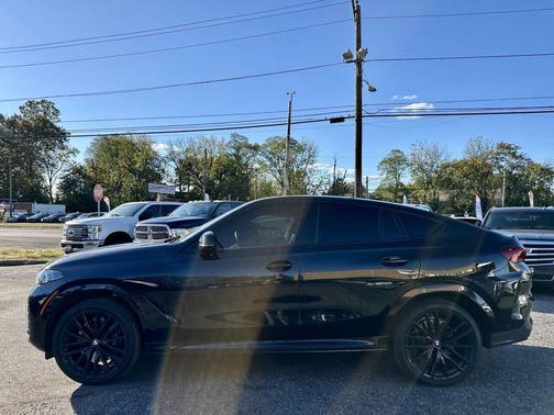 2025 BMW X6 M60i