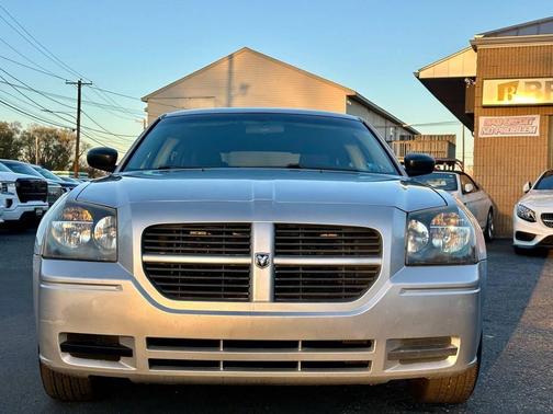 2006 Dodge Magnum SE 4dr Wagon