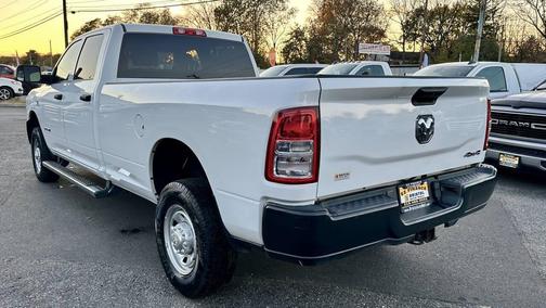 2022 RAM 2500 Tradesman Crew Cab 4x4 8' Box