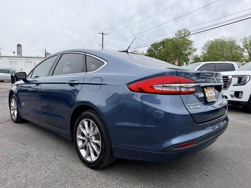 Blue 2018 Ford Fusion Energi SE Luxury
