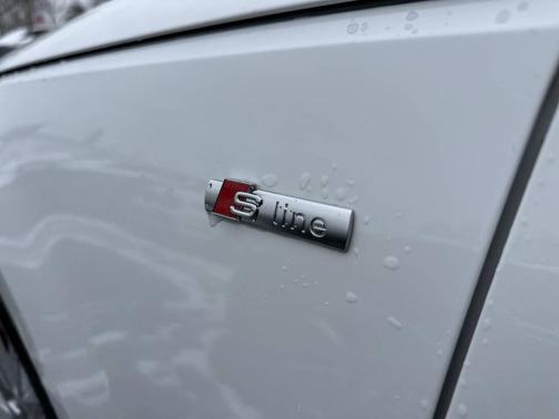 2018 Audi A4 2.0T Premium