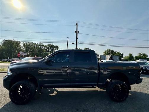 2018 RAM 1500 SLT