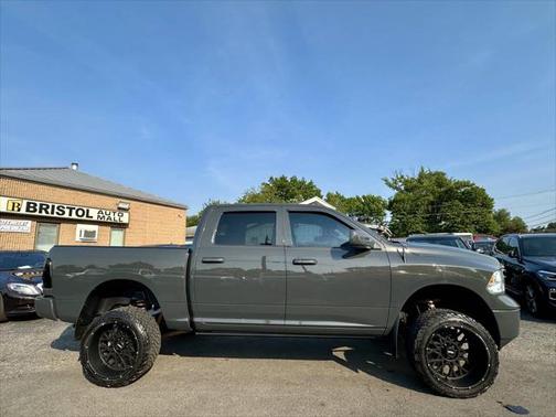 2018 RAM 1500 SLT