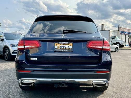 2017 Mercedes-Benz GLC 300 4MATIC
