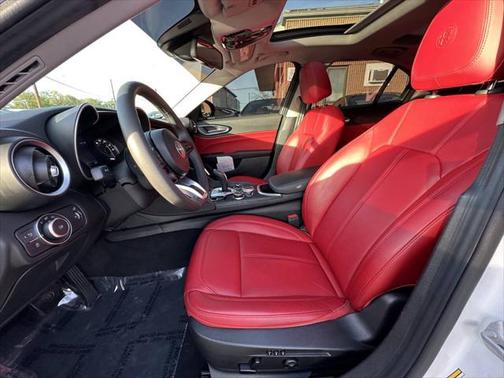 2020 Alfa Romeo Giulia Sport