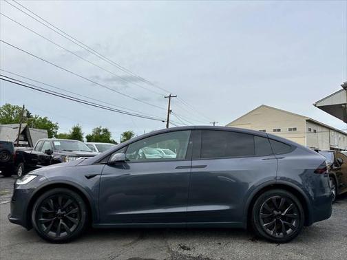 2023 Tesla Model X Standard Range