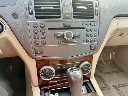 2010 Mercedes-Benz C-Class C 300 4MATIC Luxury