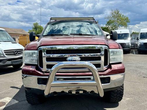 Burgundy 2006 Ford F-350 XL Crew Cab