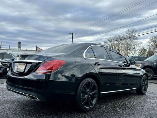 2017 Mercedes-Benz C-Class C 300 4dr Sedan