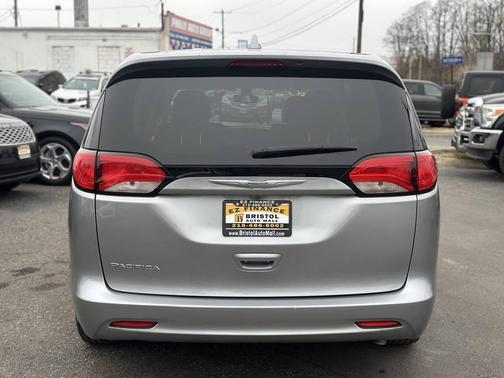 2017 Chrysler Pacifica LX