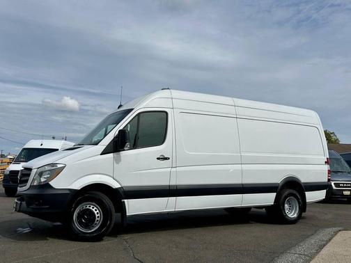 2014 Mercedes-Benz Sprinter High Roof
