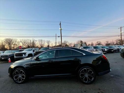 2013 Ford Taurus SHO