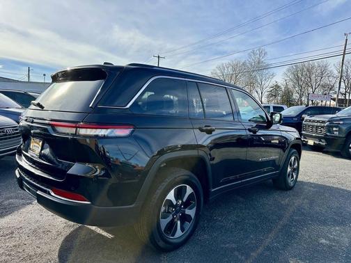 2023 Jeep Grand Cherokee 4xe Base
