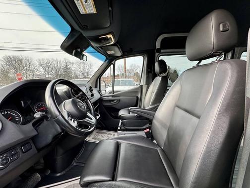 2019 Mercedes-Benz Sprinter 2500 High Roof