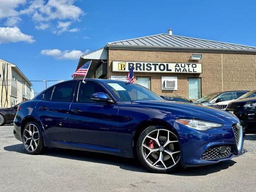 2019 Alfa Romeo Giulia Sport