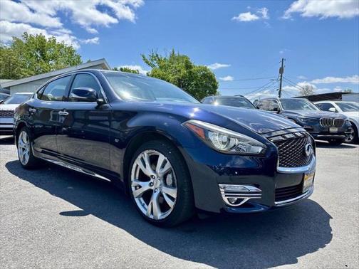 2018 INFINITI Q70L 3.7X LUXE