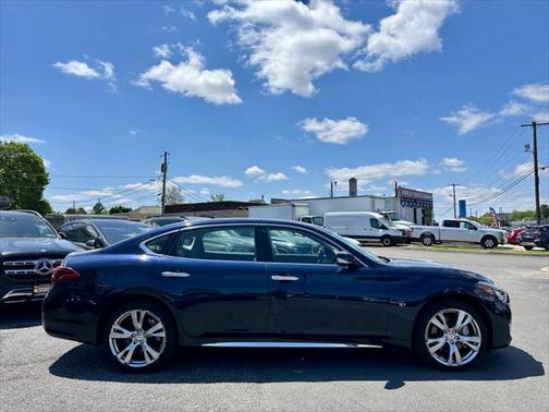 2018 INFINITI Q70L 3.7X LUXE
