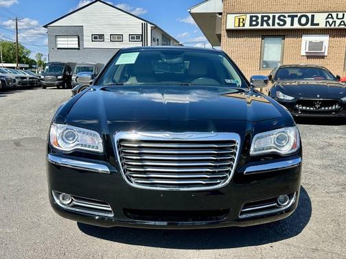 Gloss Black 2014 Chrysler 300 S