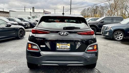 2021 Hyundai KONA SE