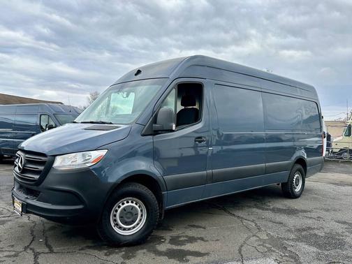 2019 Mercedes-Benz Sprinter 2500 High Roof
