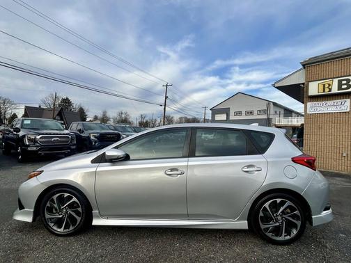 2018 Toyota Corolla iM Base