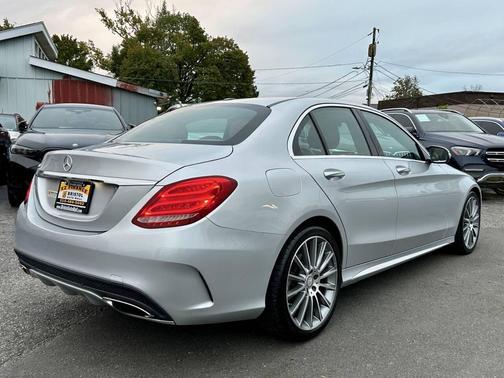 2015 Mercedes-Benz C-Class Sport