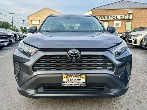 2020 Toyota RAV4 LE
