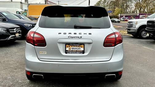 2011 Porsche Cayenne Cayenne S Hybrid
