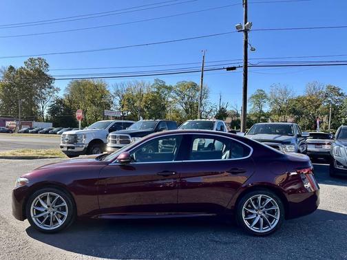 2017 Alfa Romeo Giulia Base