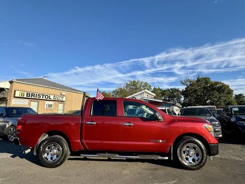 2017 Nissan Titan S