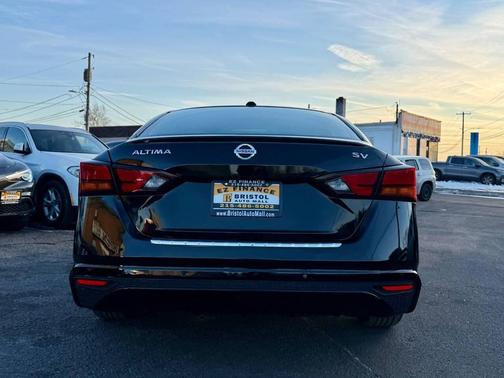 2021 Nissan Altima 2.5 SV