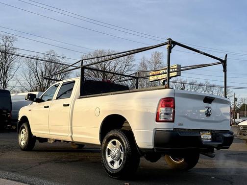 2021 RAM 2500 Tradesman Crew Cab 4x4 8' Box